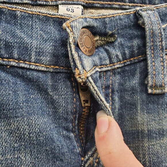 Abercrombie and Fitch Erin A&F Women's Medium Wash Straight Leg Denim Jeans 0S - Picture 3 of 7